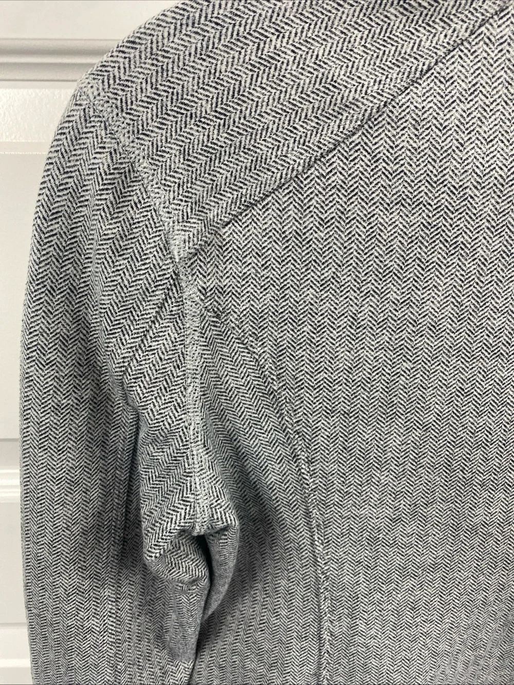 Lululemon Herringbone Grey Full Zip Athletic Asana Jacket 8 Thumbholes Casual
